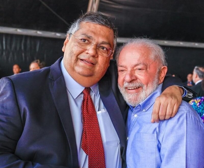 Lula vai pedir votos para Flávio Dino às vésperas da sabatina no Senado