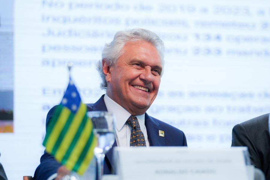 Caiado assume comando de consórcio de governadores - Entrelinhas Goiás
